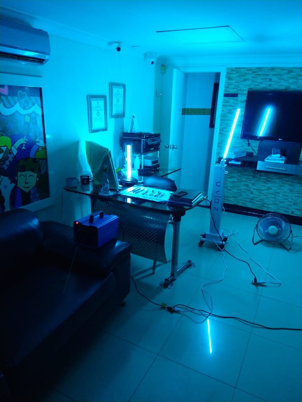 UVOZ UV 2
